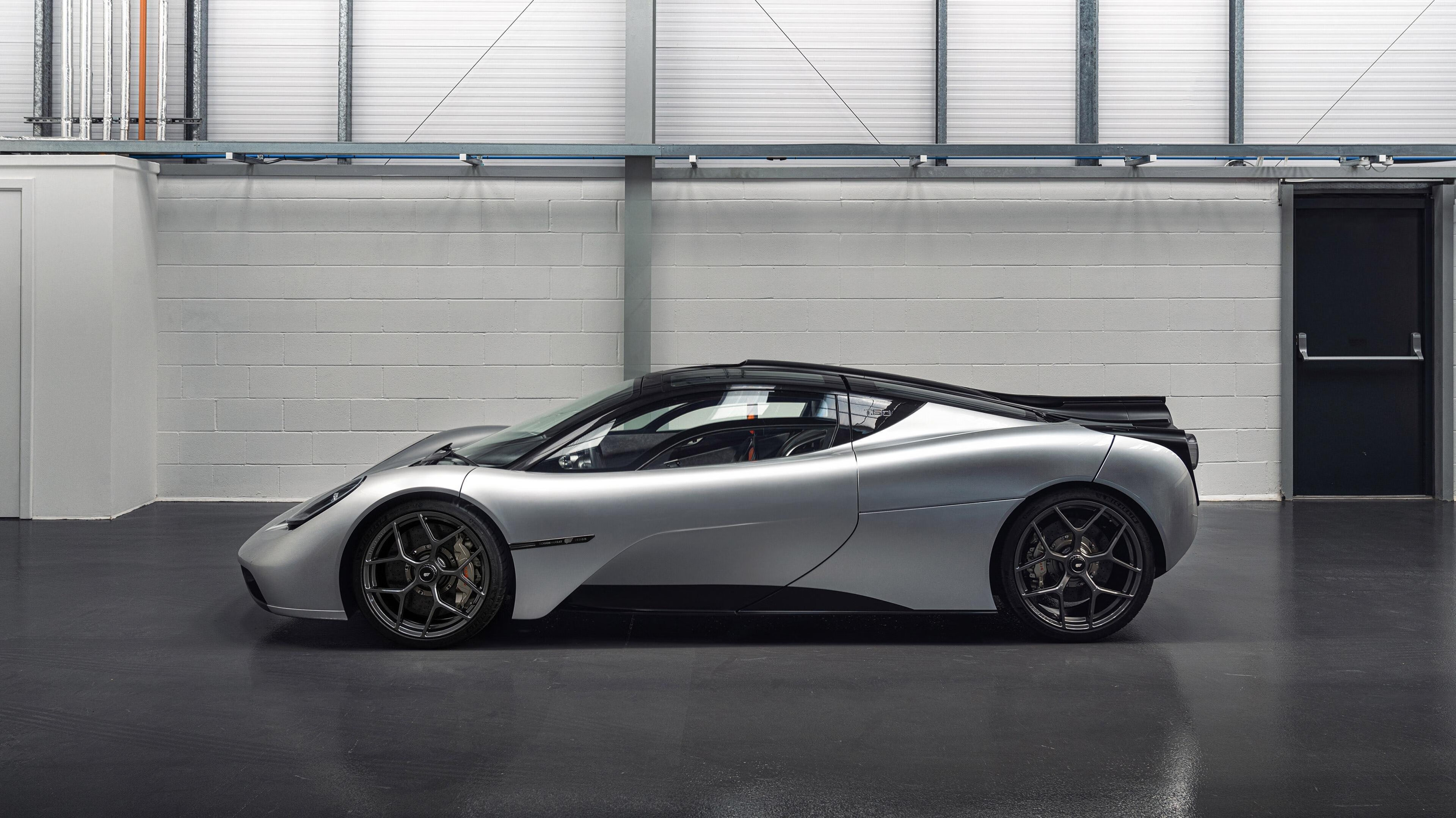 九游app官网下载-阿尔瓦塞特大规模轮换，士气大振，阿尔瓦赛特