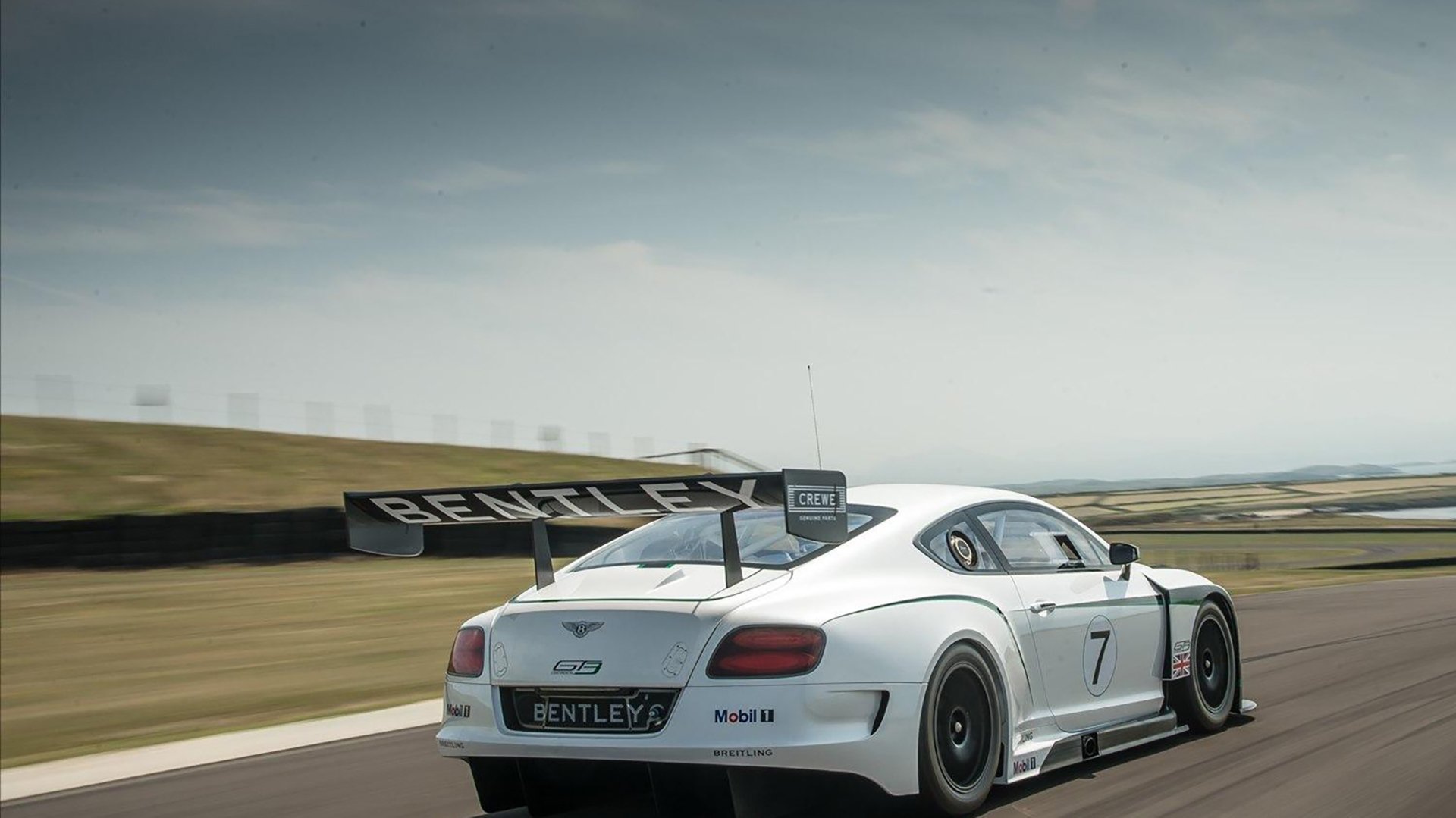 美方划频更高,中国划幅更大,中国美国化