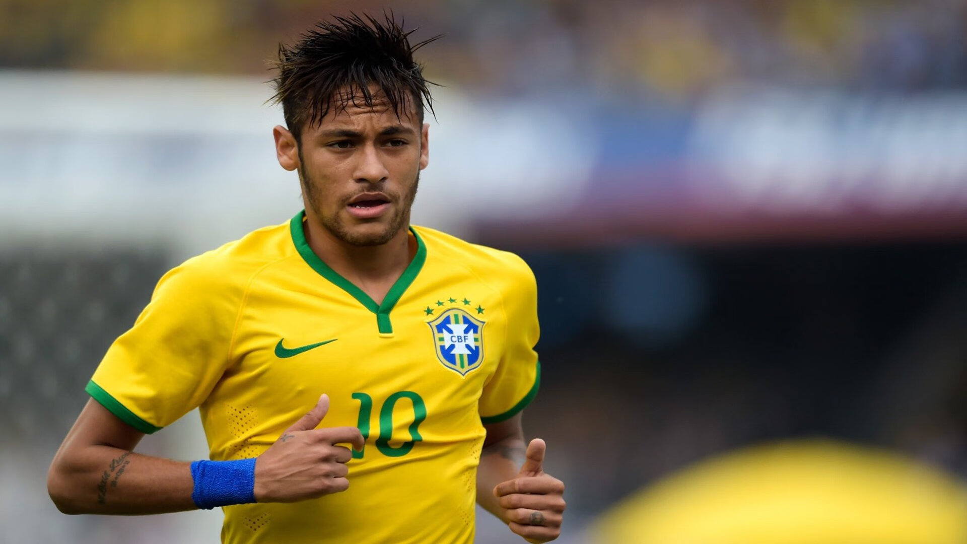 詹姆斯登上全球运动员商业榜前五，詹姆斯获得最佳运动员